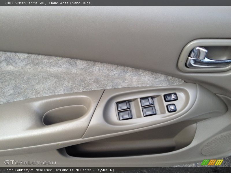 Cloud White / Sand Beige 2003 Nissan Sentra GXE
