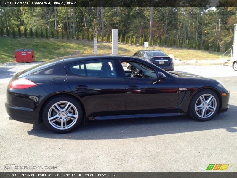 Black / Black 2011 Porsche Panamera 4