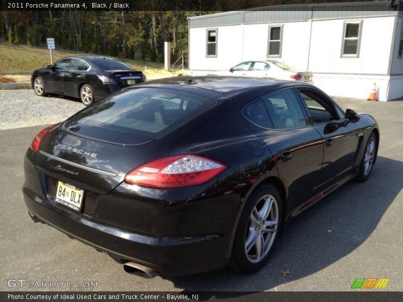 Black / Black 2011 Porsche Panamera 4