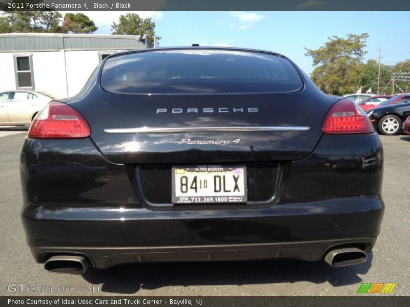 Black / Black 2011 Porsche Panamera 4