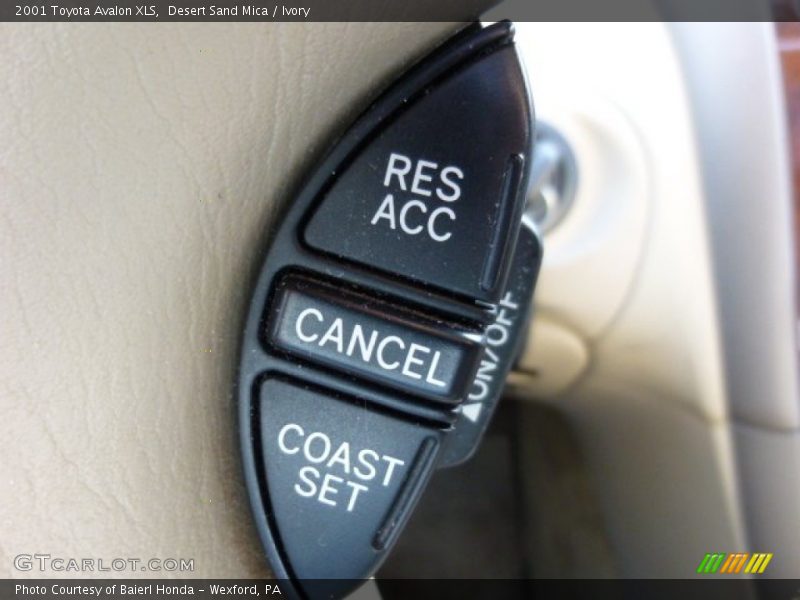 Desert Sand Mica / Ivory 2001 Toyota Avalon XLS