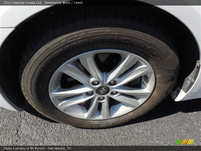 Shimmering White / Camel 2013 Hyundai Sonata GLS