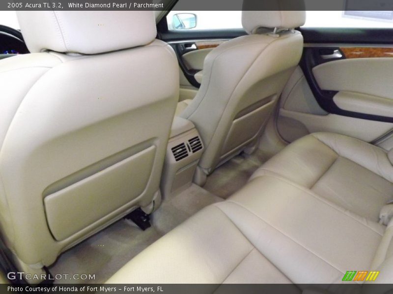 White Diamond Pearl / Parchment 2005 Acura TL 3.2