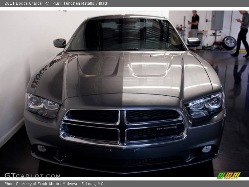 Tungsten Metallic / Black 2011 Dodge Charger R/T Plus