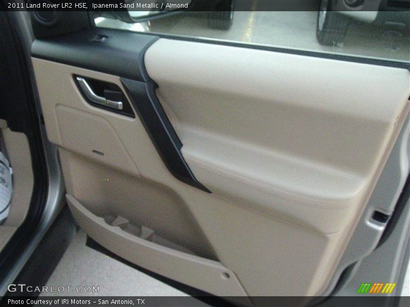 Ipanema Sand Metallic / Almond 2011 Land Rover LR2 HSE