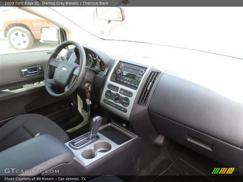 Sterling Grey Metallic / Charcoal Black 2009 Ford Edge SE