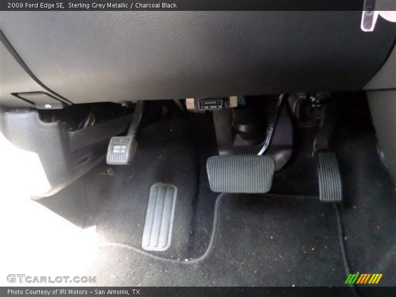 Sterling Grey Metallic / Charcoal Black 2009 Ford Edge SE