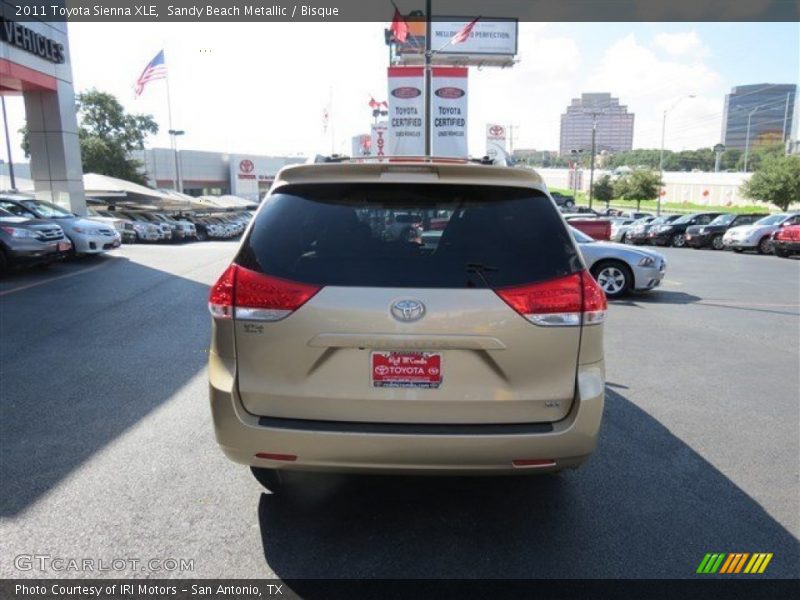 Sandy Beach Metallic / Bisque 2011 Toyota Sienna XLE
