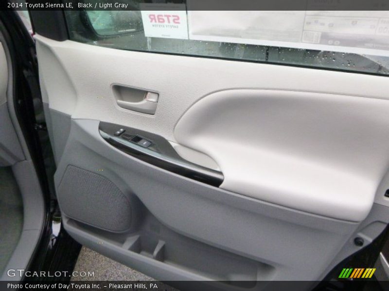 Black / Light Gray 2014 Toyota Sienna LE