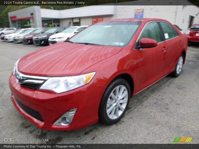 Barcelona Red Metallic / Ivory 2014 Toyota Camry XLE