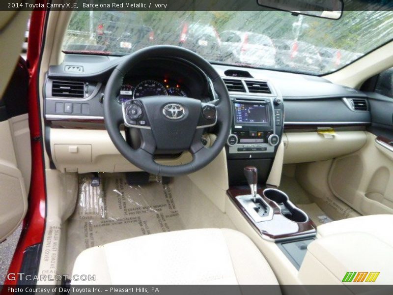 Barcelona Red Metallic / Ivory 2014 Toyota Camry XLE