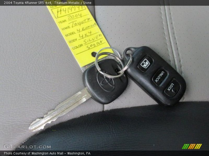 Titanium Metallic / Stone 2004 Toyota 4Runner SR5 4x4