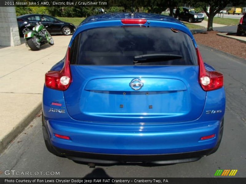 Electric Blue / Gray/Silver Trim 2011 Nissan Juke S AWD
