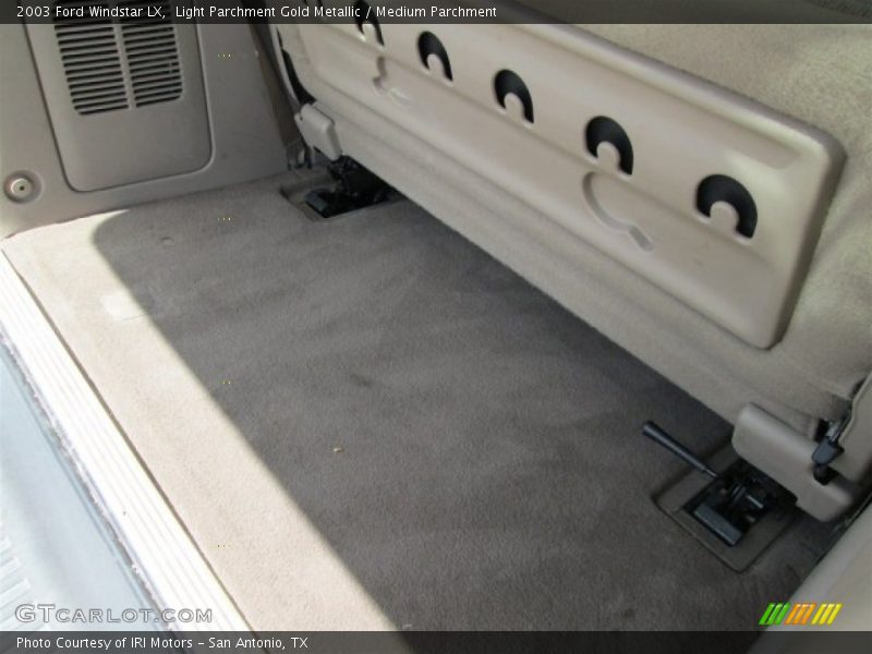 Light Parchment Gold Metallic / Medium Parchment 2003 Ford Windstar LX