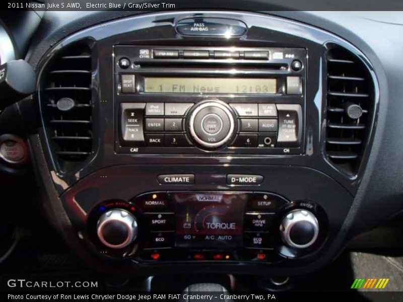 Electric Blue / Gray/Silver Trim 2011 Nissan Juke S AWD