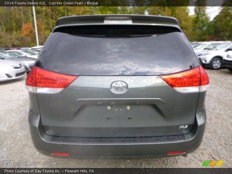 Cypress Green Pearl / Bisque 2014 Toyota Sienna XLE