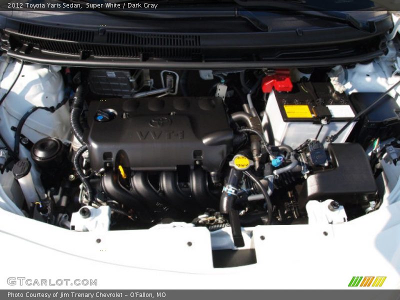 Super White / Dark Gray 2012 Toyota Yaris Sedan