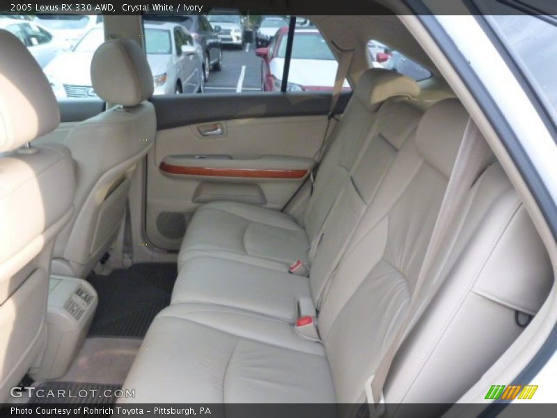 Rear Seat of 2005 RX 330 AWD