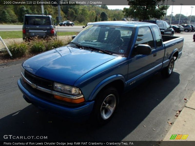 Space Blue Metallic / Graphite 2000 Chevrolet S10 LS Extended Cab