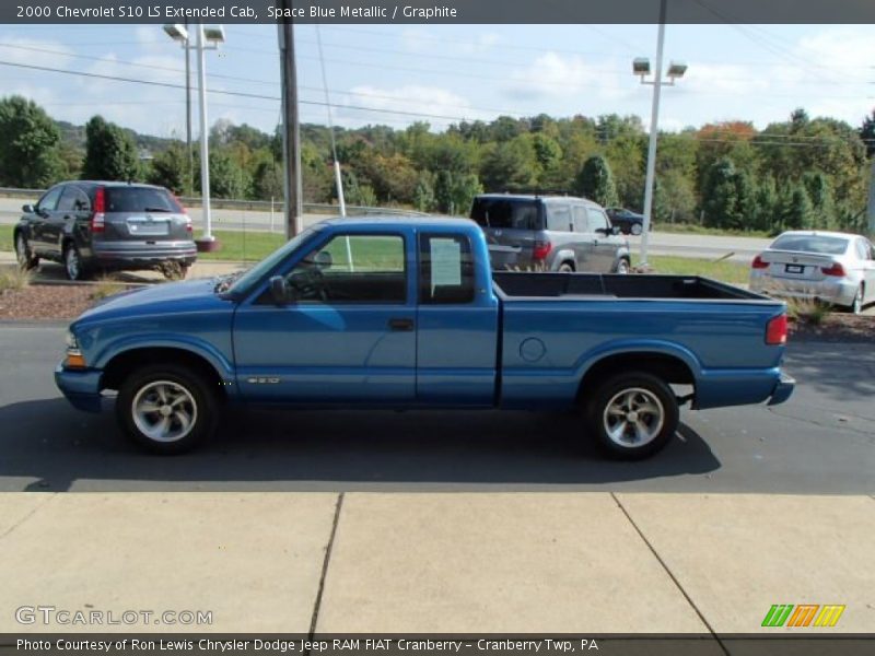 Space Blue Metallic / Graphite 2000 Chevrolet S10 LS Extended Cab