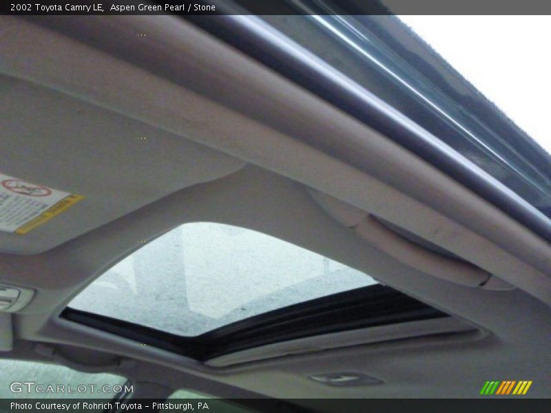 Aspen Green Pearl / Stone 2002 Toyota Camry LE