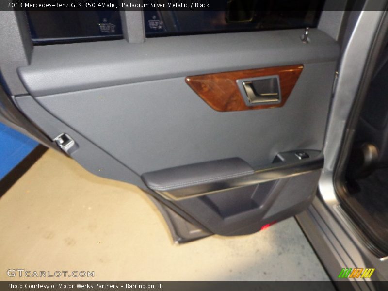 Palladium Silver Metallic / Black 2013 Mercedes-Benz GLK 350 4Matic