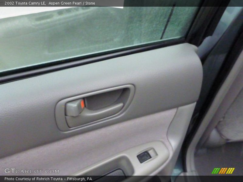 Aspen Green Pearl / Stone 2002 Toyota Camry LE
