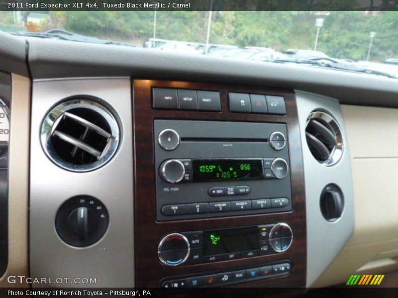 Tuxedo Black Metallic / Camel 2011 Ford Expedition XLT 4x4