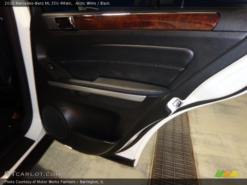 Arctic White / Black 2010 Mercedes-Benz ML 350 4Matic