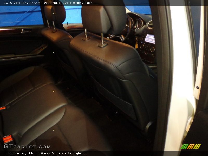 Arctic White / Black 2010 Mercedes-Benz ML 350 4Matic