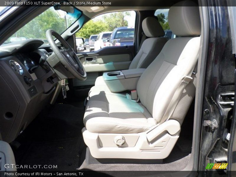 Front Seat of 2009 F150 XLT SuperCrew