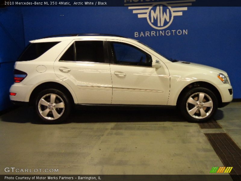 Arctic White / Black 2010 Mercedes-Benz ML 350 4Matic