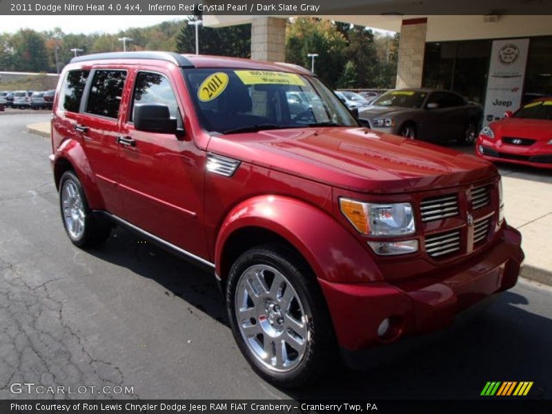 Front 3/4 View of 2011 Nitro Heat 4.0 4x4