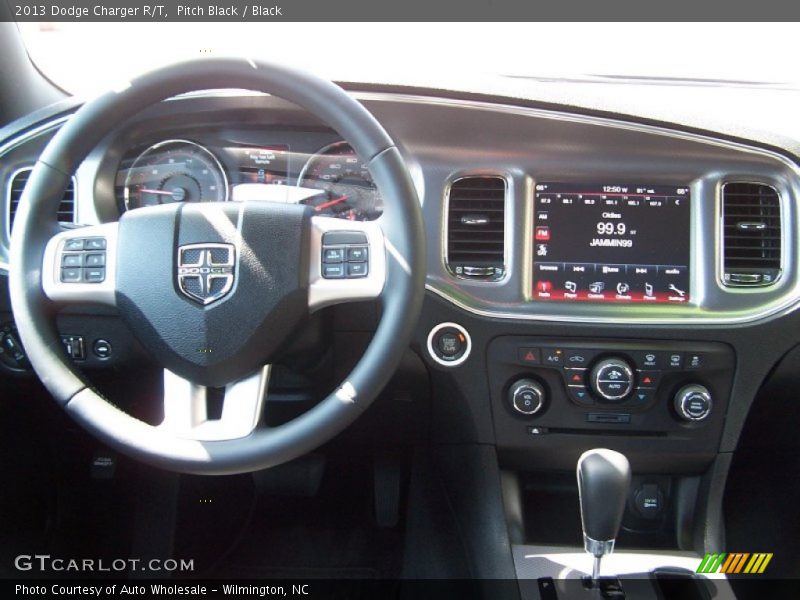 Pitch Black / Black 2013 Dodge Charger R/T