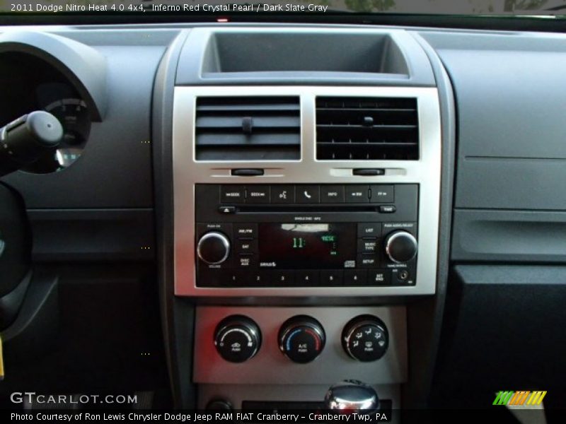 Inferno Red Crystal Pearl / Dark Slate Gray 2011 Dodge Nitro Heat 4.0 4x4