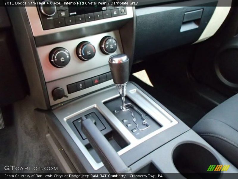 Inferno Red Crystal Pearl / Dark Slate Gray 2011 Dodge Nitro Heat 4.0 4x4