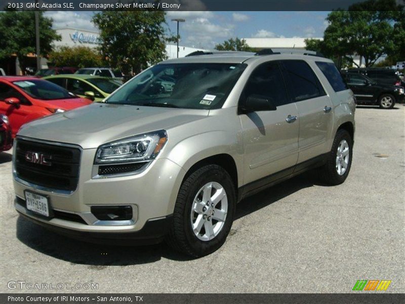 Champagne Silver Metallic / Ebony 2013 GMC Acadia SLE