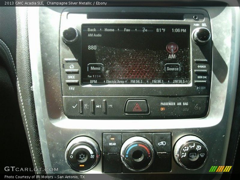 Champagne Silver Metallic / Ebony 2013 GMC Acadia SLE
