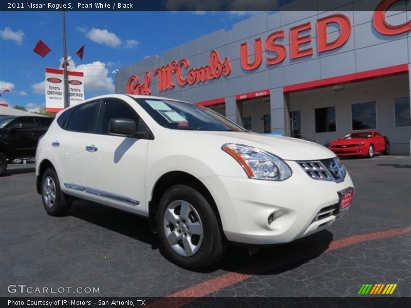 Pearl White / Black 2011 Nissan Rogue S