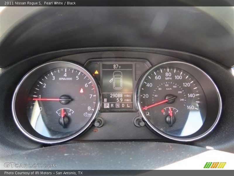 Pearl White / Black 2011 Nissan Rogue S
