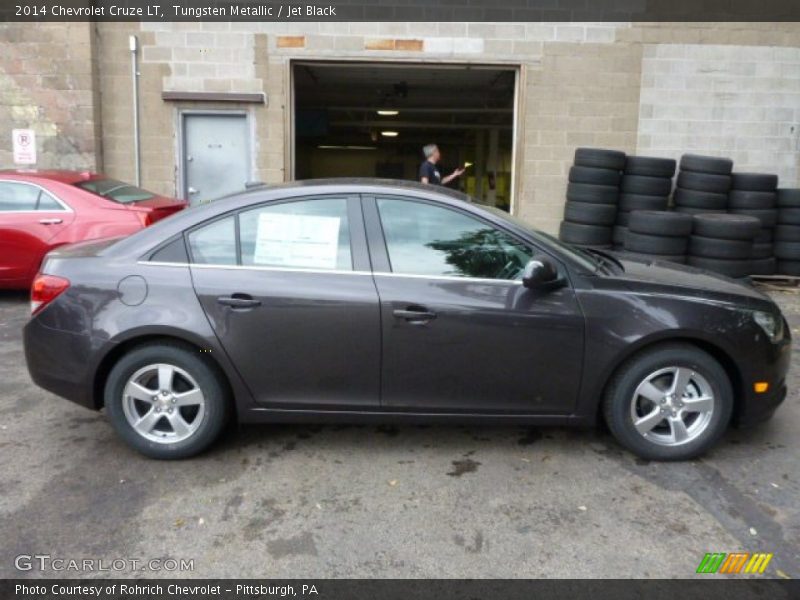 Tungsten Metallic / Jet Black 2014 Chevrolet Cruze LT