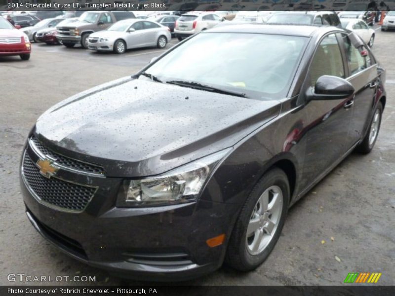 Tungsten Metallic / Jet Black 2014 Chevrolet Cruze LT