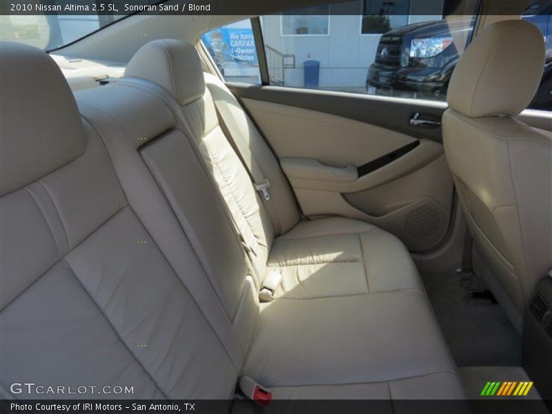 Sonoran Sand / Blond 2010 Nissan Altima 2.5 SL