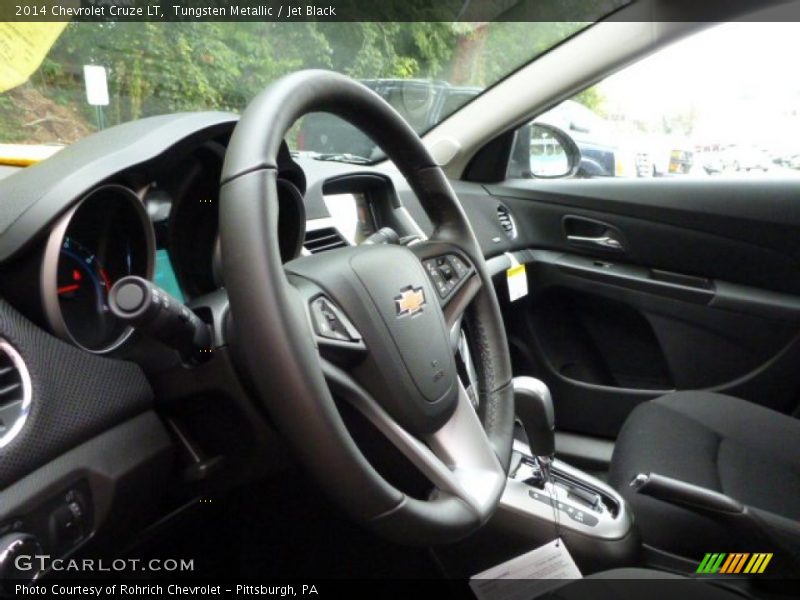 Tungsten Metallic / Jet Black 2014 Chevrolet Cruze LT