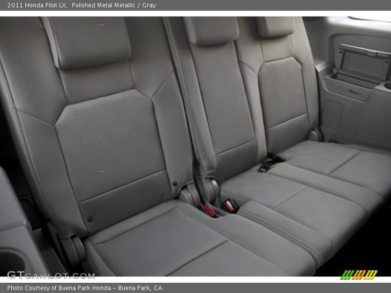 Polished Metal Metallic / Gray 2011 Honda Pilot LX