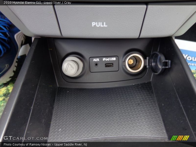 Liquid Silver / Gray 2010 Hyundai Elantra GLS