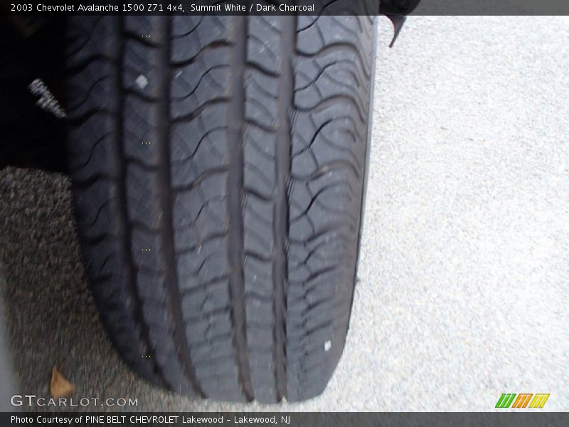 Summit White / Dark Charcoal 2003 Chevrolet Avalanche 1500 Z71 4x4
