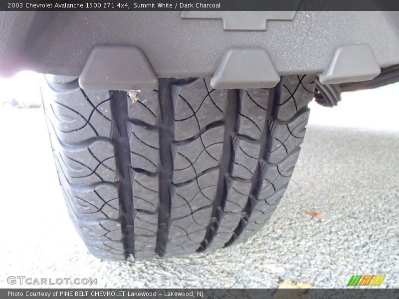 Summit White / Dark Charcoal 2003 Chevrolet Avalanche 1500 Z71 4x4