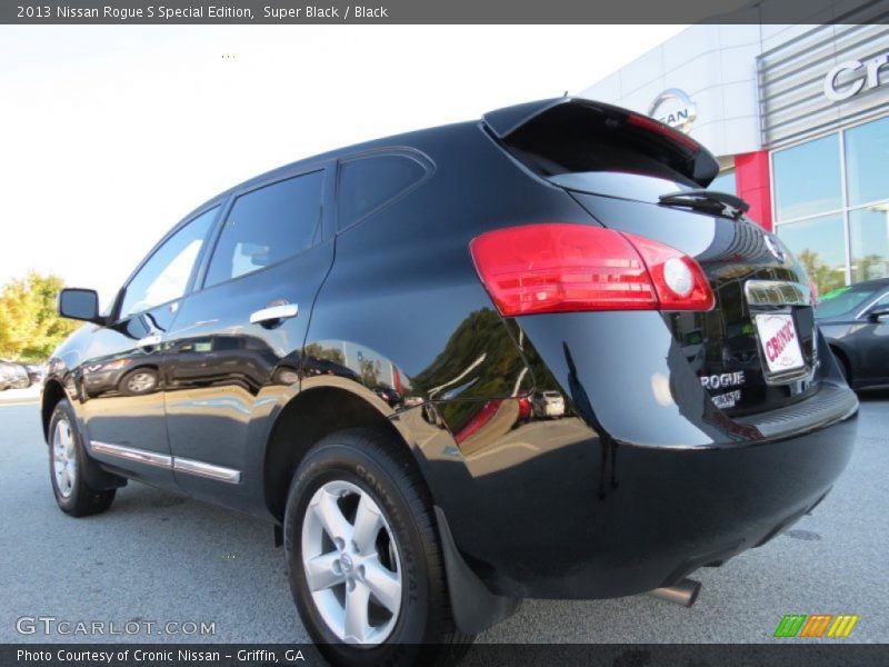 Super Black / Black 2013 Nissan Rogue S Special Edition