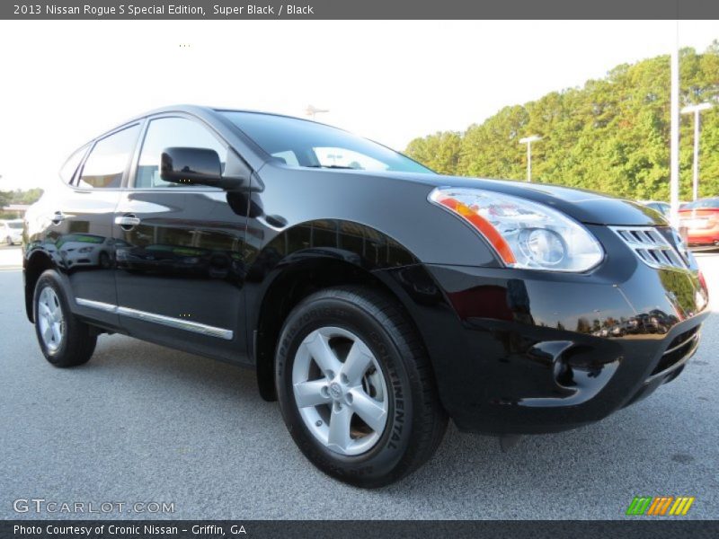 Super Black / Black 2013 Nissan Rogue S Special Edition